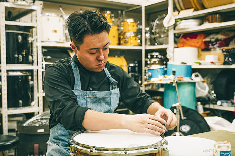 ドラムカスタム実習中の画像